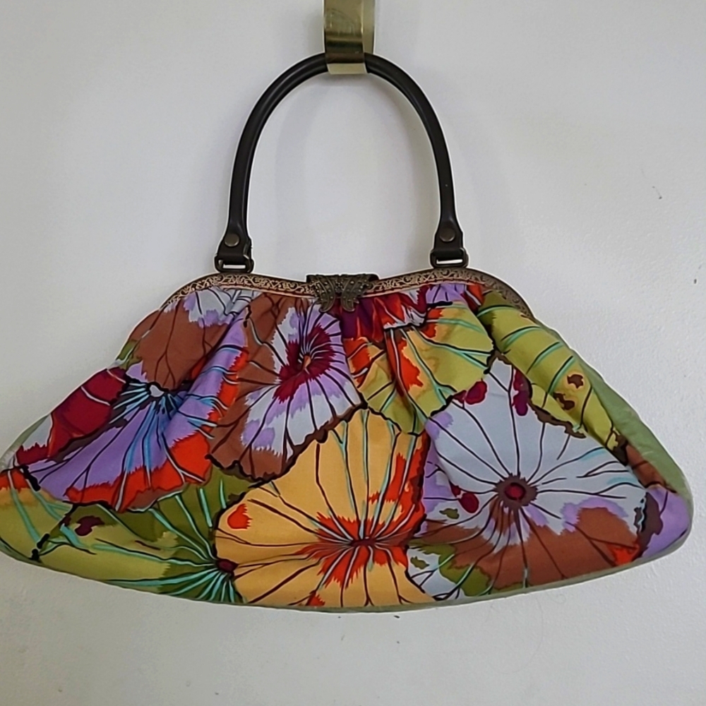 VINTAGE LOOKING BAG
